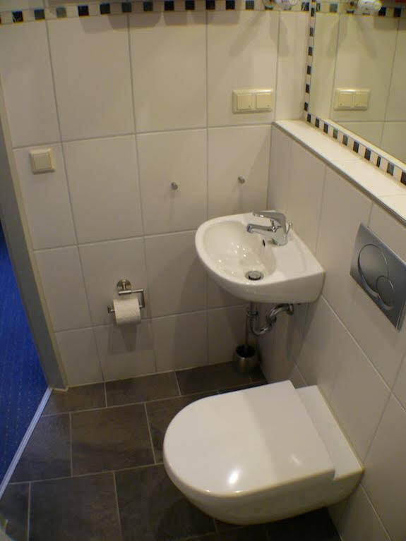 Hotel Garni Pension Ruth Муттерштадт Экстерьер фото